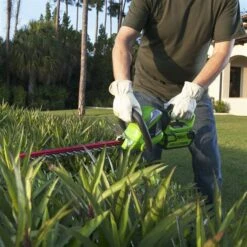 Taille-haie électrique Sans Fil Greenworks 40 Volts, 24 Po (outil Seulement) -Greenworks Soldes 330825048 AlternateImage3 l