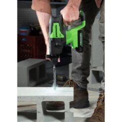 Perceuse à Percussion SDS-plus, 24 Volt, Vitesse Variable, Sans Fils, Greenworks 9 Perceuse à Percussion SDS-plus, 24 Volt, Vitesse Variable, Sans Fils, Greenworks -Greenworks Soldes 330825056 AlternateImage4 l