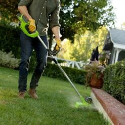 Coupe-bordure électrique Sans-fil Greenworks, 12 Po, 40 V -Greenworks Soldes 46835014c L