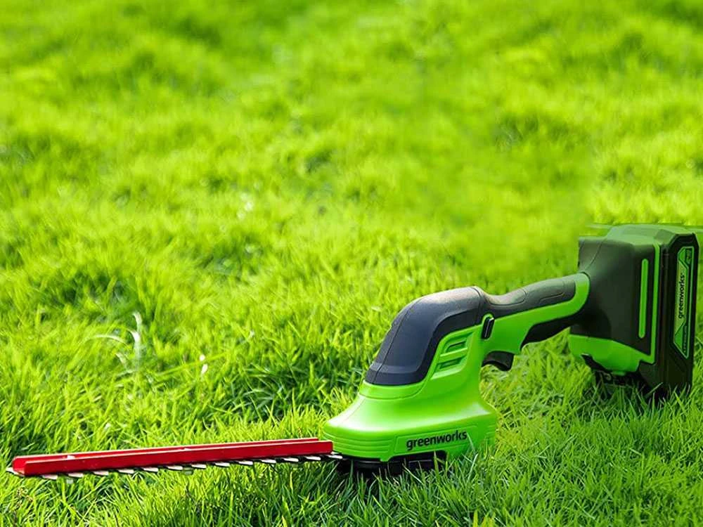 Cisaille à Batterie Pour Pelouse Greenworks G24SHT Sur Perche - Kit Batterie De 24V/2.0Ah Et Chargeur 17 Cisaille à Batterie Pour Pelouse Greenworks G24SHT Sur Perche - Kit Batterie De 24V/2.0Ah Et Chargeur - Image 17