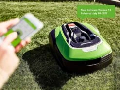 Robot Tondeuse Greenworks OPTIMOW 15 GRL115 - Tondeuse Avec Câble Périmétrique -Greenworks Soldes robot tondeuse greenworks optimow 15 grl115 tondeuse avec cble primtrique guidez et contrlez votre robot avec smartphone 28561 41 1619101663 IMG 608187dfdb4f3