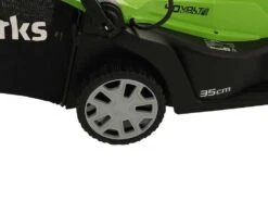 Tondeuse électrique à Batterie Greenworks G40LM35 40V - Cm 35 Tondeuse - SANS BATTERIE ET SANS CHARGEUR -Greenworks Soldes tondeuse lectrique batterie greenworks g40lm35 40v cm 35 tondeuse sans batterie et sans chargeur rglage de la hauteur de coupe 16153 9 1554711257 16149 9 1554707171 IMG 0365